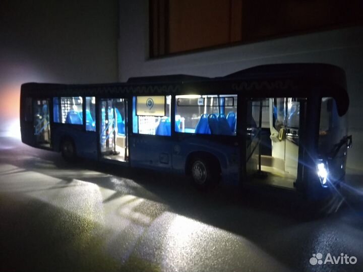 Автобус Камаз Нефаз 5299 Мосгортранс 1:43