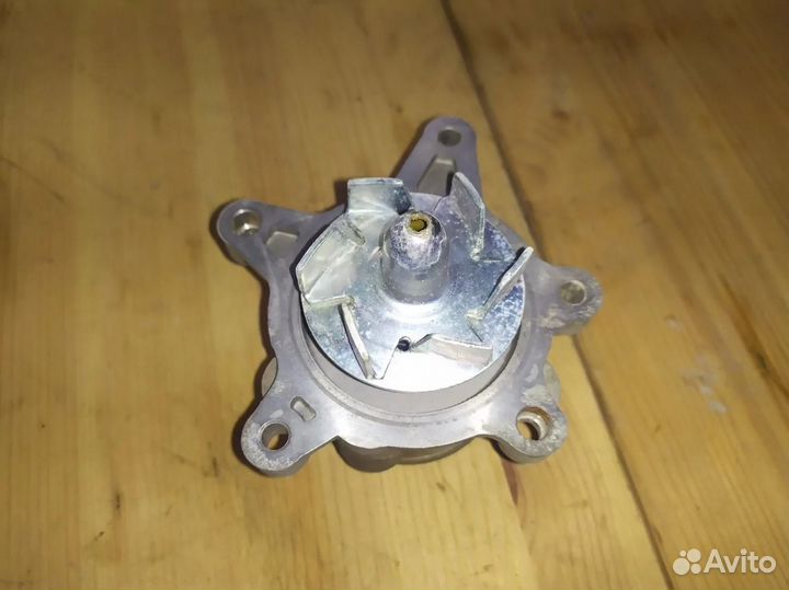 Насос водяной (помпа) Hyundai Solaris