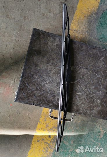 Щетка стеклоочистителя shacman,shaanxi 600мм. 81.2