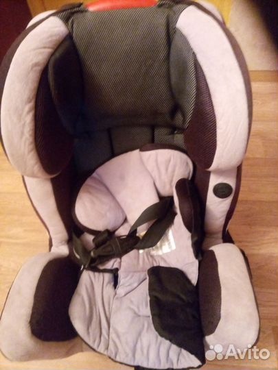 Детское автомобильное кресло бу