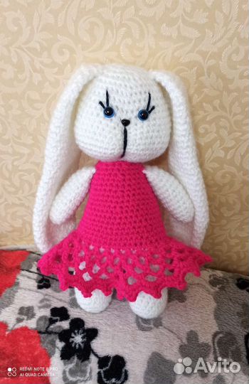 Малышка Заюшка с длинными ушками