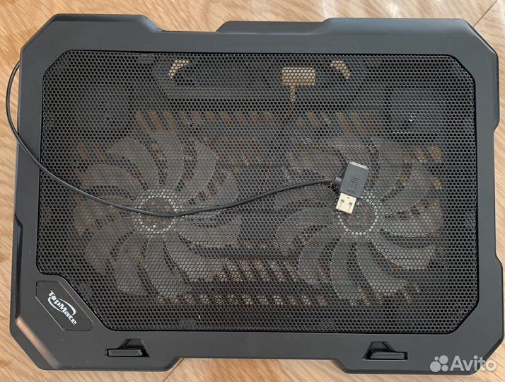 Подставка для ноутбука с охлаждением