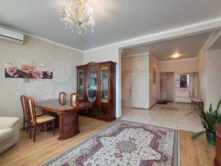 3-к. квартира, 124 м², 5/5 эт.