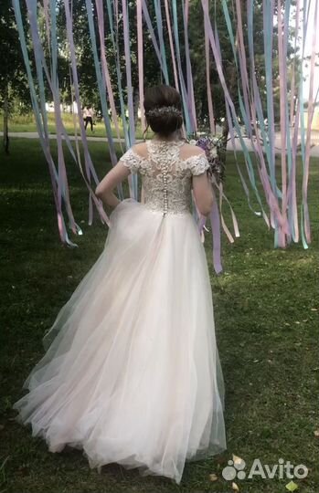 Свадебное платье