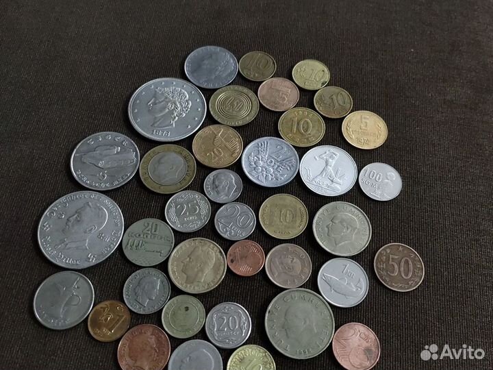 Монеты из разных стран мира
