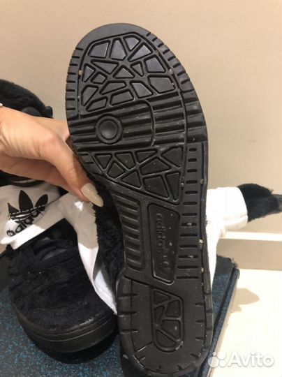 Кроссовки Adidas x Jeremy Scott Gorilla