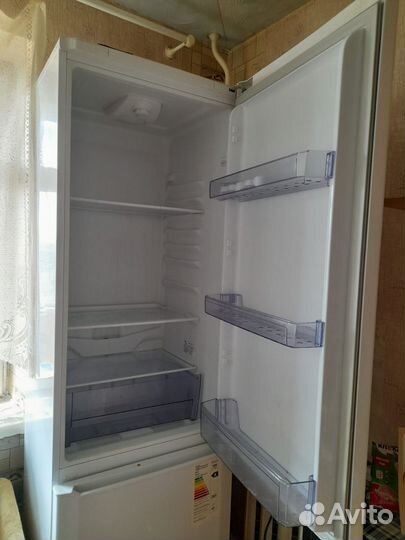 Холодильник на запчасти