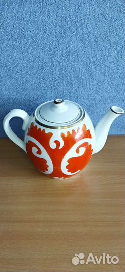 Фарфоровый чайник СССР
