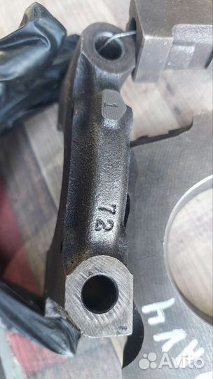 Бугель распредвала Toyota Rav 4