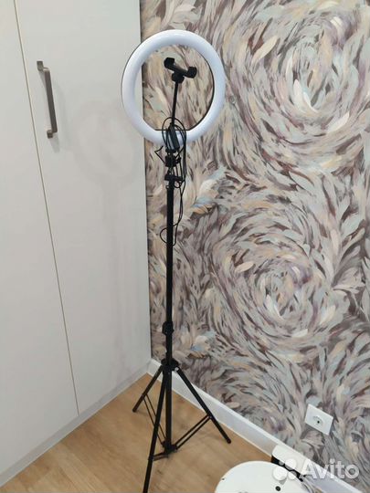 Кольцевая лампа для селфи