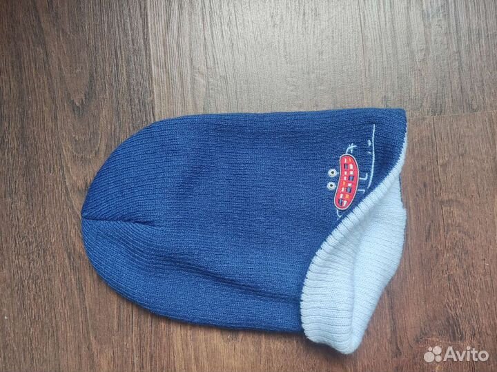 Шапки новые для мальчика