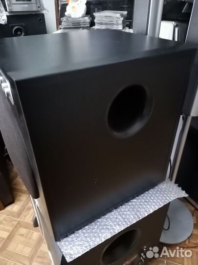 Активный сабвуфер yamaha YST - RSW 300