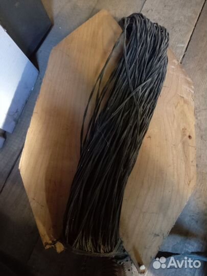 Провод для полевой связи. -полевик