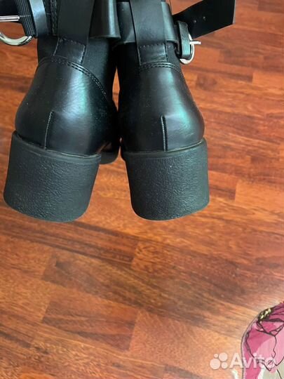 Ботинки Zara