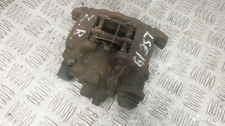 Суппорт задний правый Peugeot 406 рест. 2004