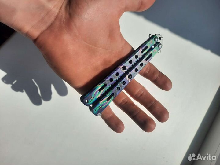 Нож бабочка расческа