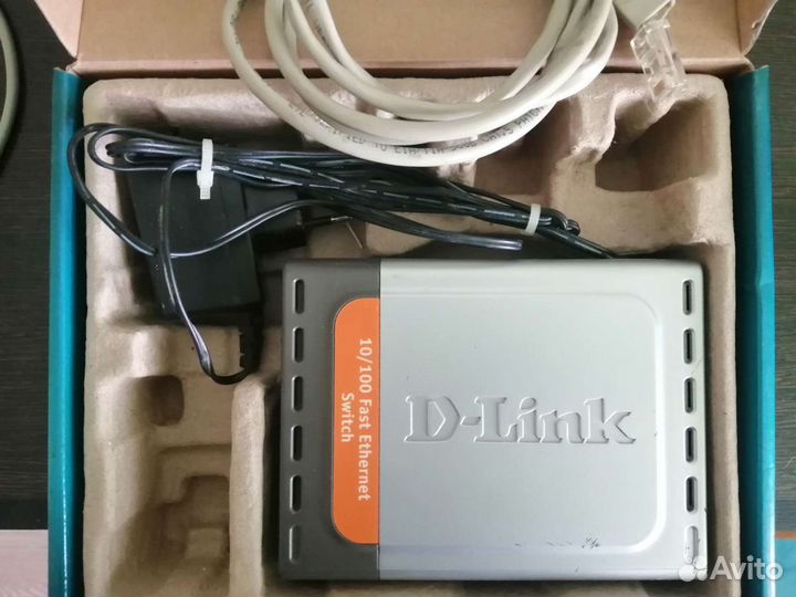 Роутер D-Link DES-1005D