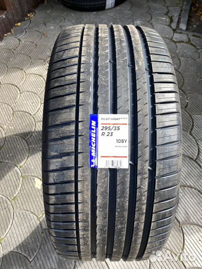 Michelin Pilot Sport 4 295/35 R23