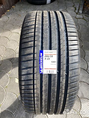 Michelin Pilot Sport 4 295/35 R23