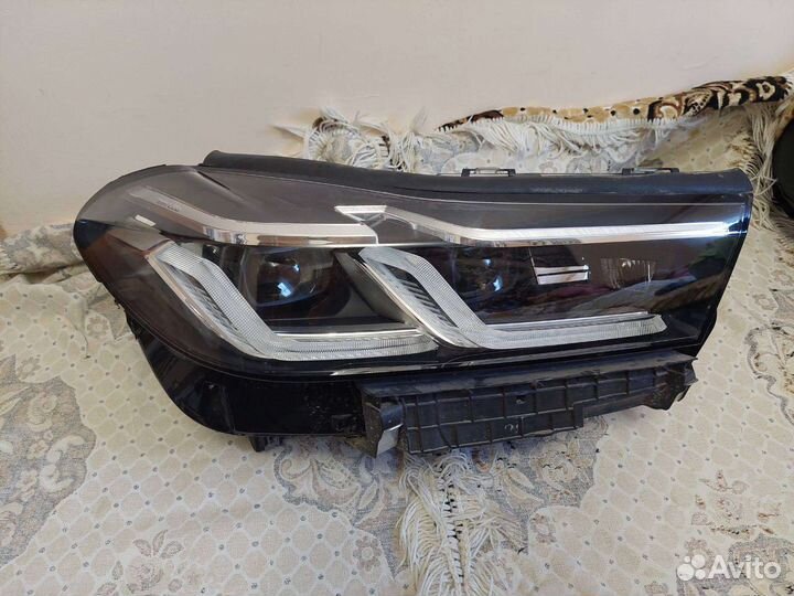 Фара правая на BMW 6 GT32 Оригинал