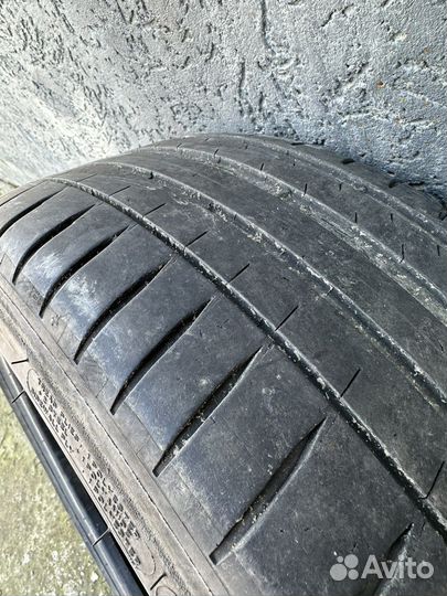 Michelin Pilot Sport 4 225/40 R18 92Y