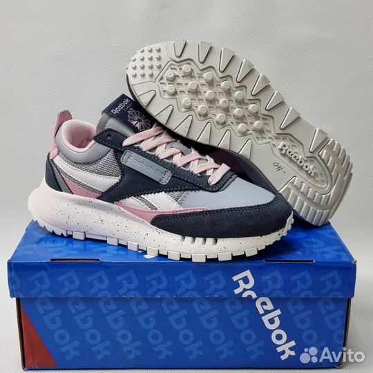 Кроссовки женские Reebok classic