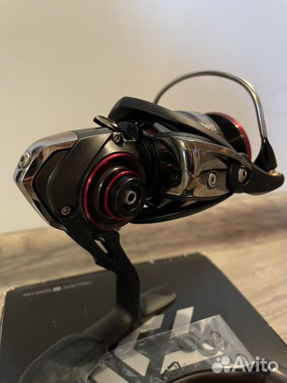 Подарок рыбаку Катушка Daiwa Ballistic LT 3000D-CX