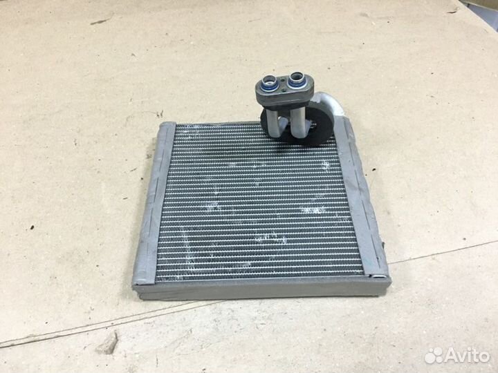 Испаритель кондиционера Hyundai Solaris 1