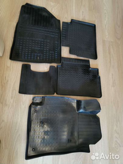 Автомобильные коврики Hyundai Elantra