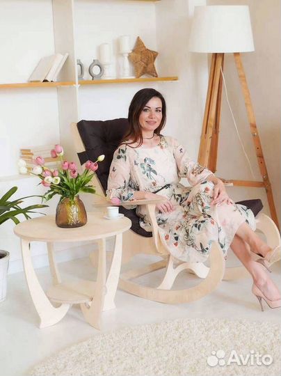 Деревянный стол под покраску