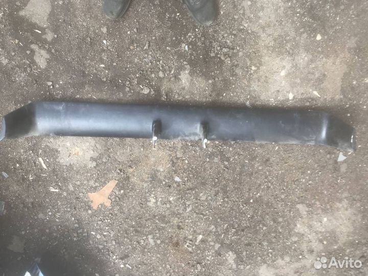 Спойлер Mazda 323 F 2 cbaep