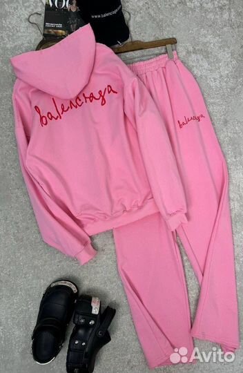 Костюм женский balenciaga