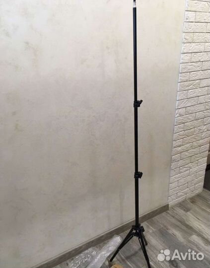 Штатиф 2-ух метровый