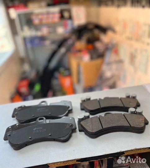 Колодки тормозные передние VW touareg cayenne 1