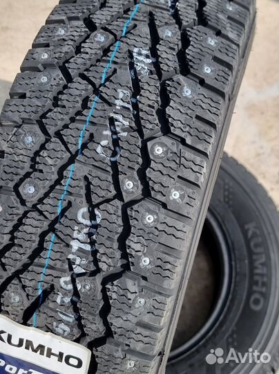 Kumho Winter Portran CW11 225/70 R15C 112R