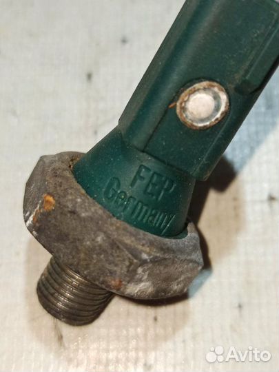 Датчик давления масла двс Skoda Fabia 2 1.2 CGP