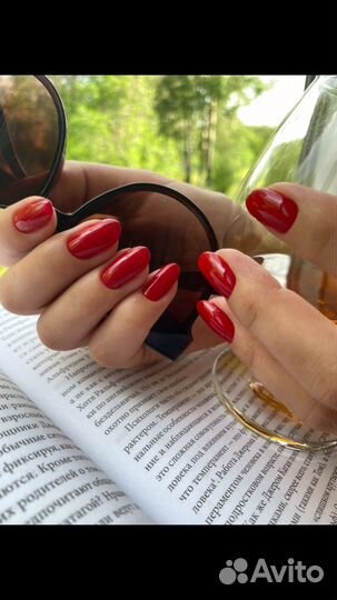 Нужна модель на маникюр