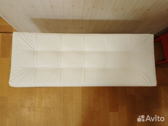 Банкетка белая для обуви