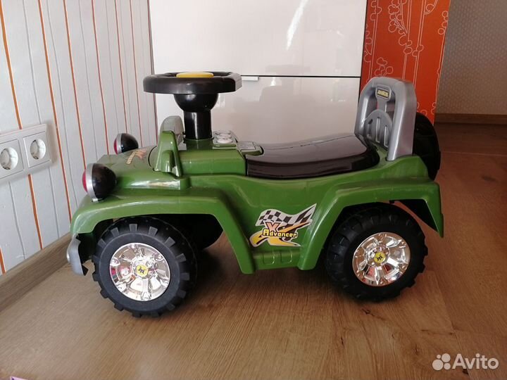 Внедорожник толокар каталка