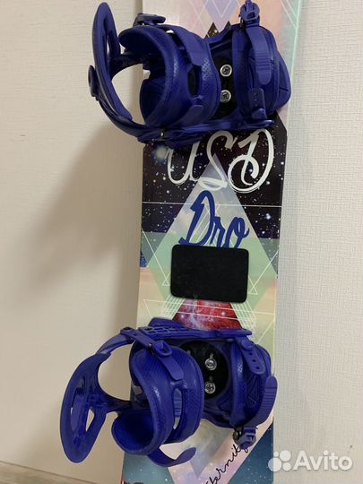 Сноуборд с креплениями