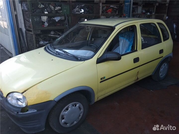 Разбор на запчасти Opel Corsa B 1993-2000