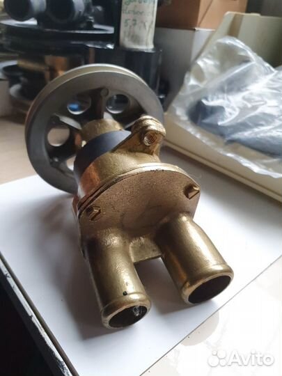 Помпа забора воды volvo-penta