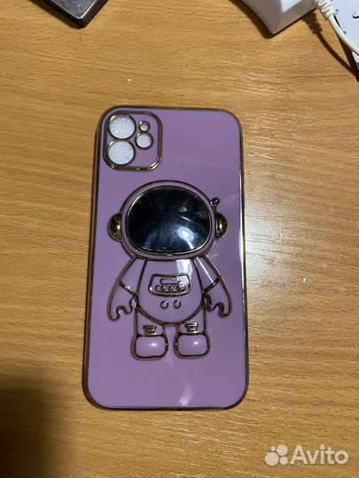 Чехол на iPhone 11