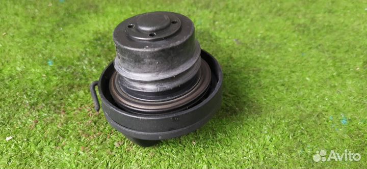 Крышка топливного бака Volvo V70 B4204T7 2011