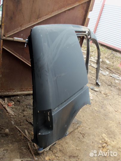 Крыло заднее правое Volkswagen Caddy 2004-2019