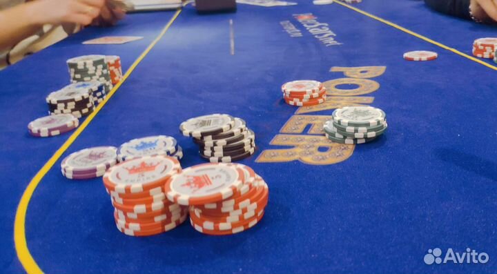 Крупье. Аренда покерного набора