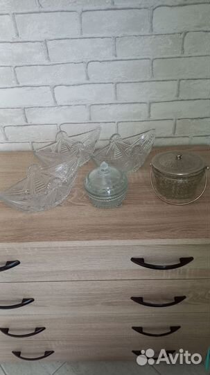 Хрустальные вазы конфетницы