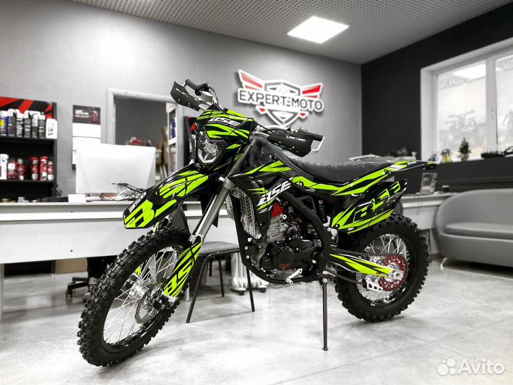 Kроссовый мотоцикл BSE Z7 Green Blast