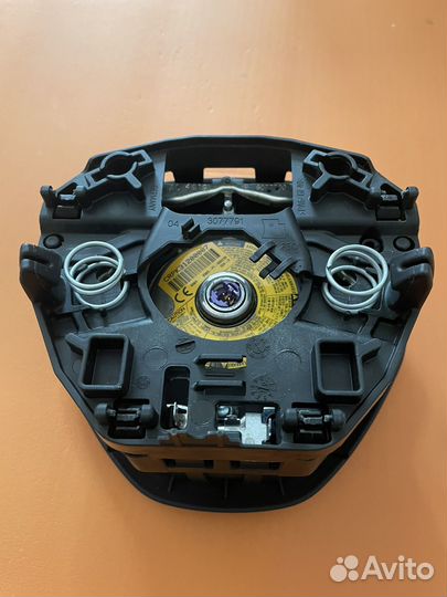 Подушка безопасности в руль Skoda Superb 3