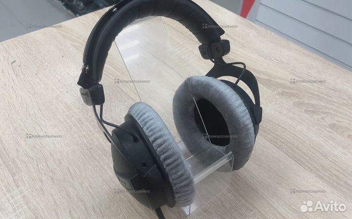 Ме63 Наушники Beyerdynamic DT 770 Pro